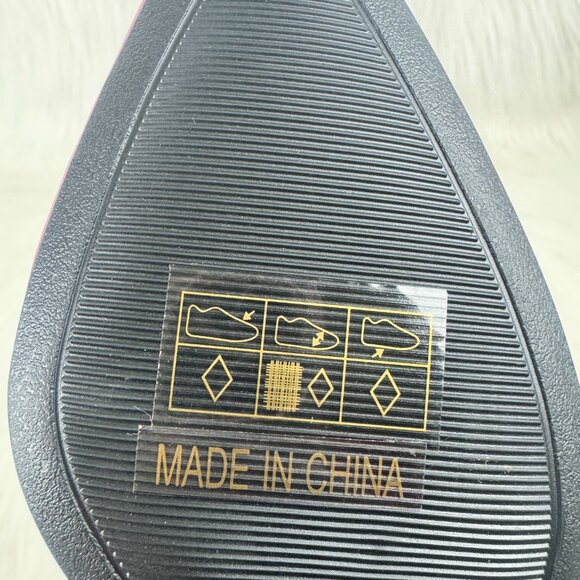 Women's Bamboo Red Faux Patent Leather Chunky Block Heel Ankle Bootie - Picture 9 of 11